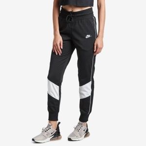 Nike Heritage Track Joggers